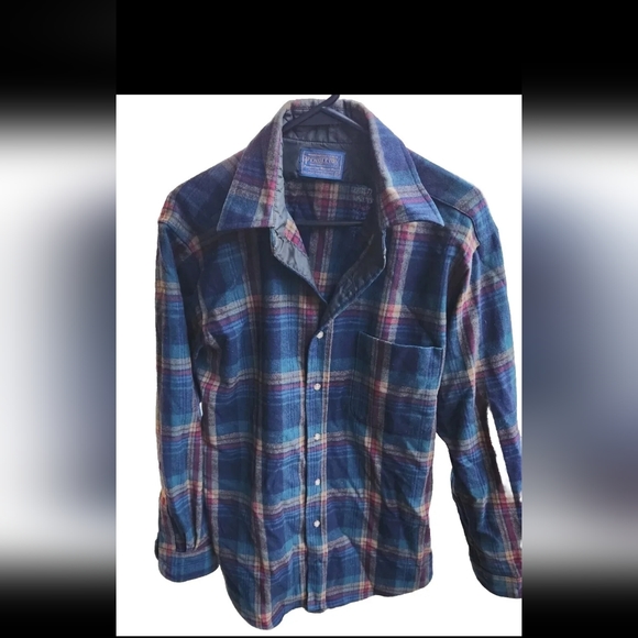 Pendleton Vintage 1960s Wool Flannel Button Down Size Medium - Picture 3 of 10